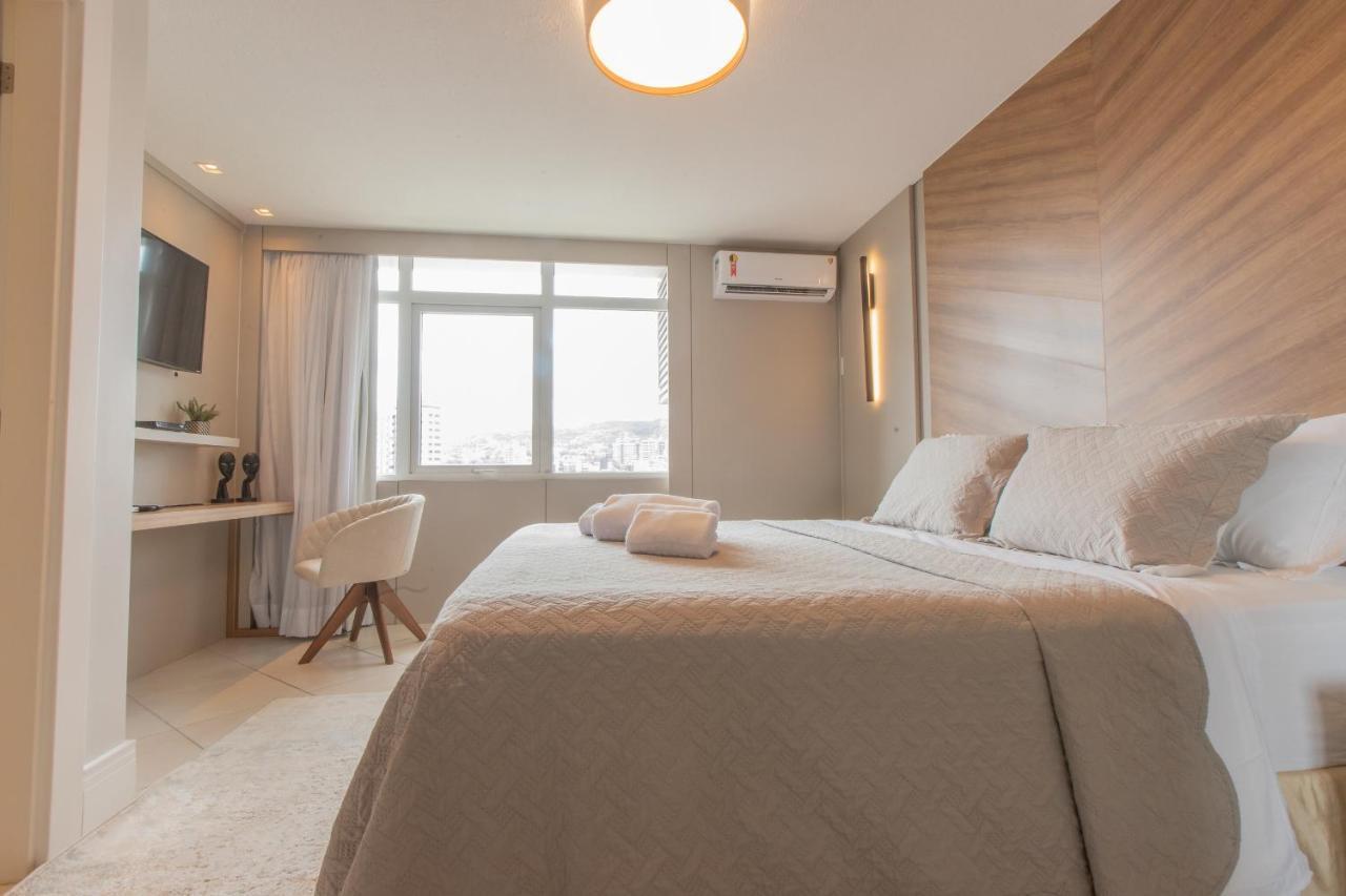 كريسيوما Delupo Hotel - Livin Studios المظهر الخارجي الصورة