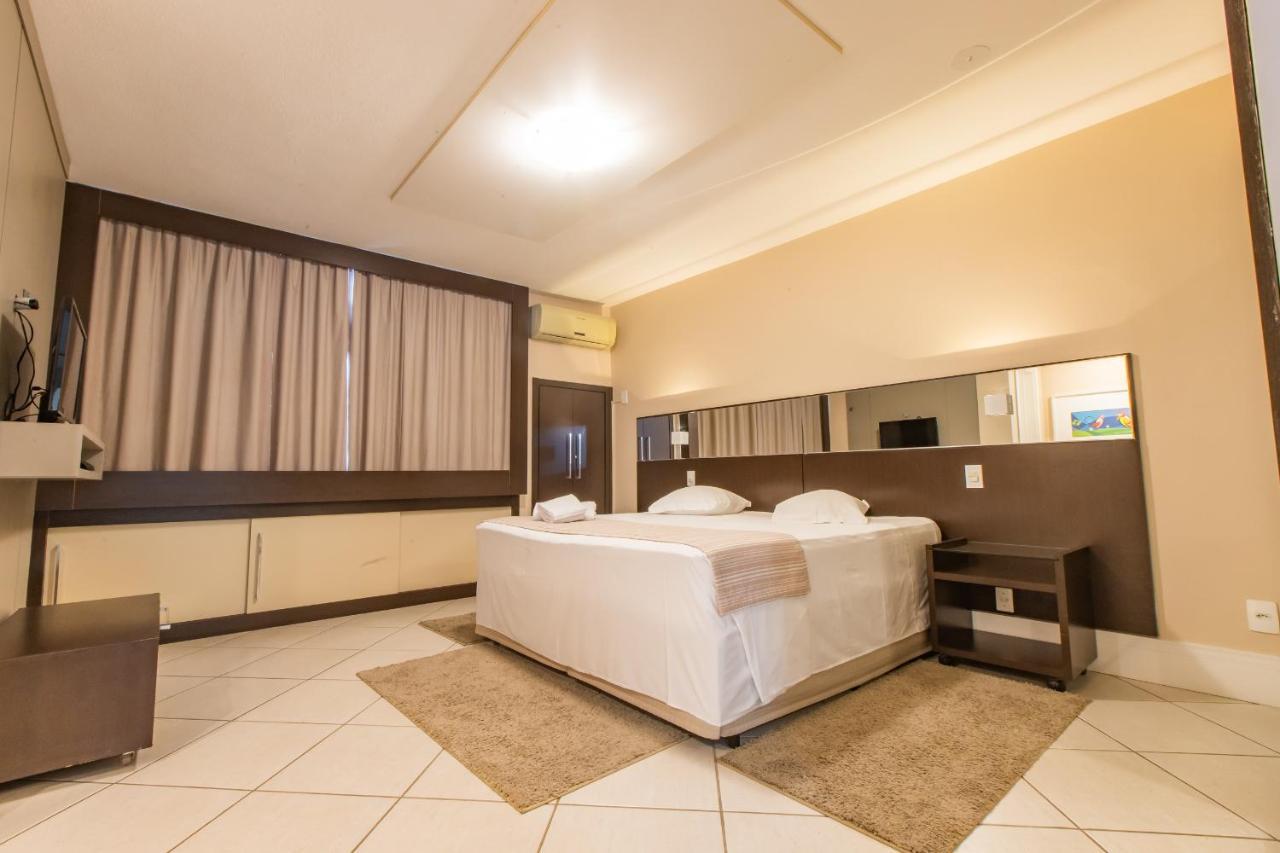 كريسيوما Delupo Hotel - Livin Studios المظهر الخارجي الصورة